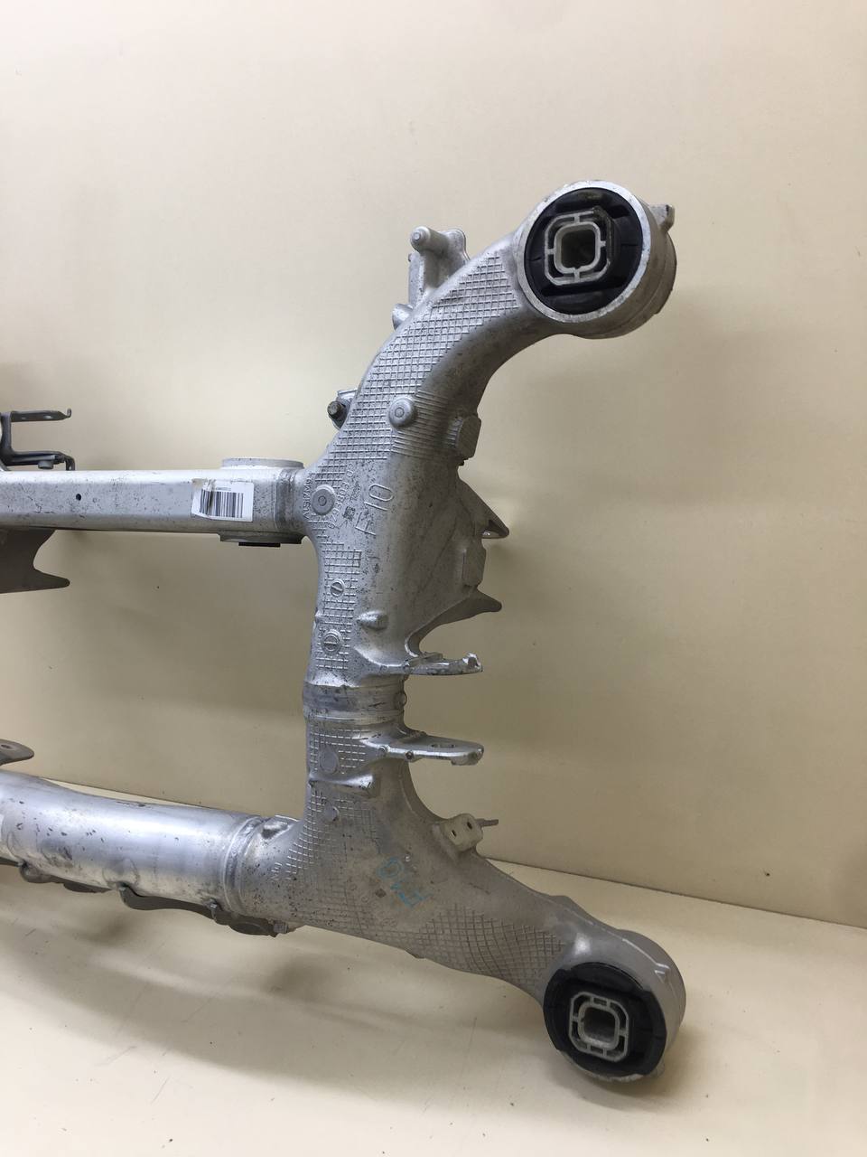 Балка задняя BMW 5-series F10/F11 2009-2016