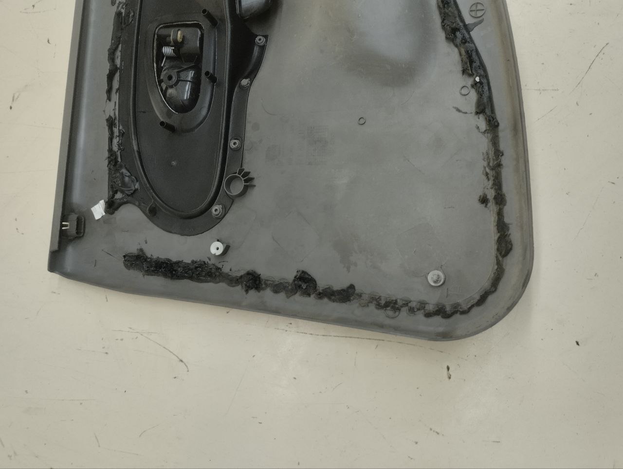 Обшивка двери задней левой Renault Symbol (2) 2008-2012