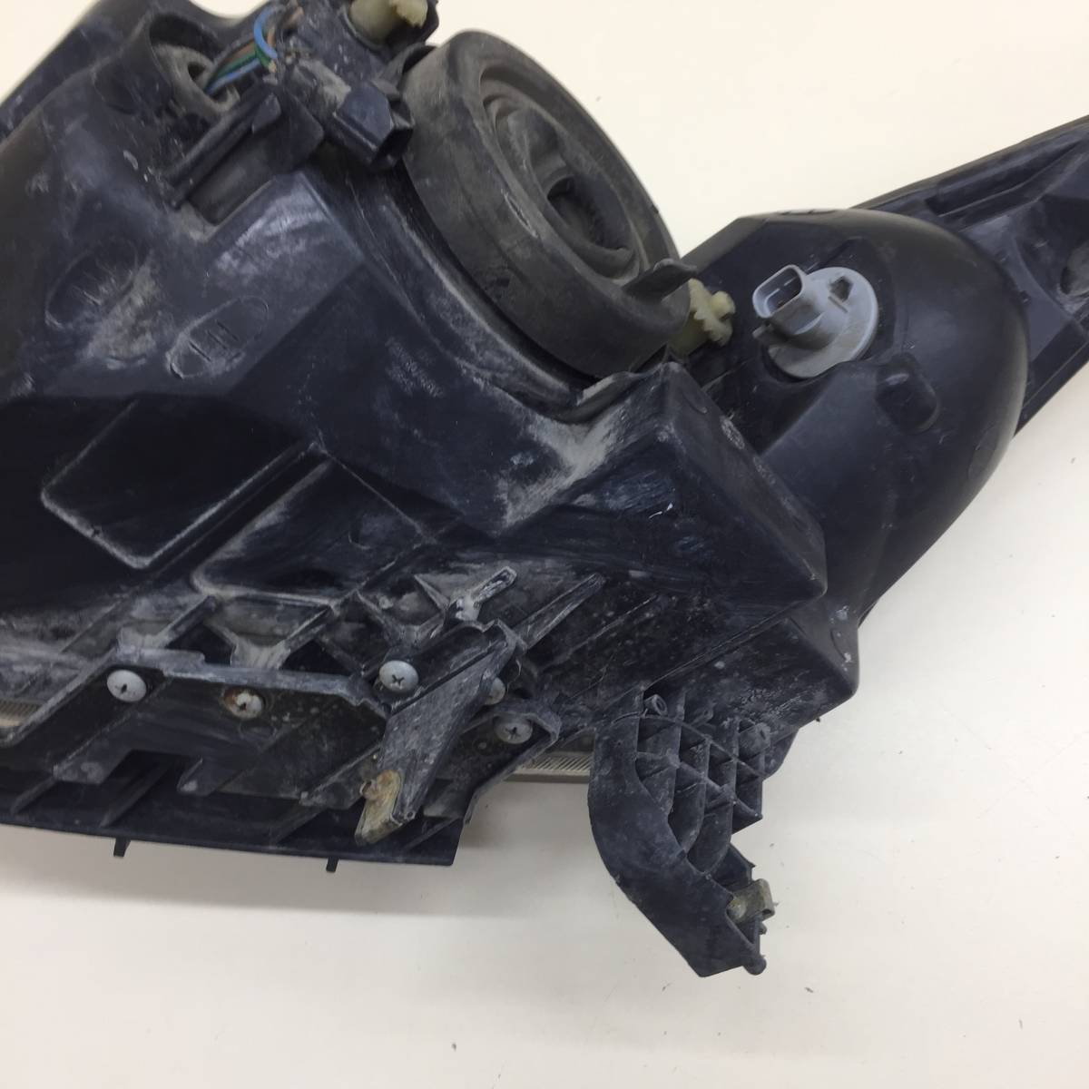 Фара правая Chevrolet Cruze (J300) 2009-2016