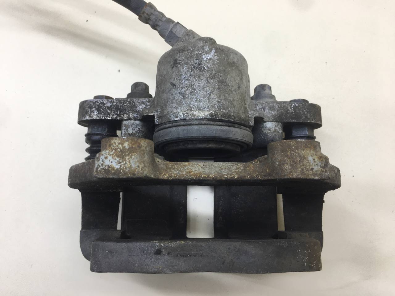 Суппорт передний левый Datsun on-DO 2014>