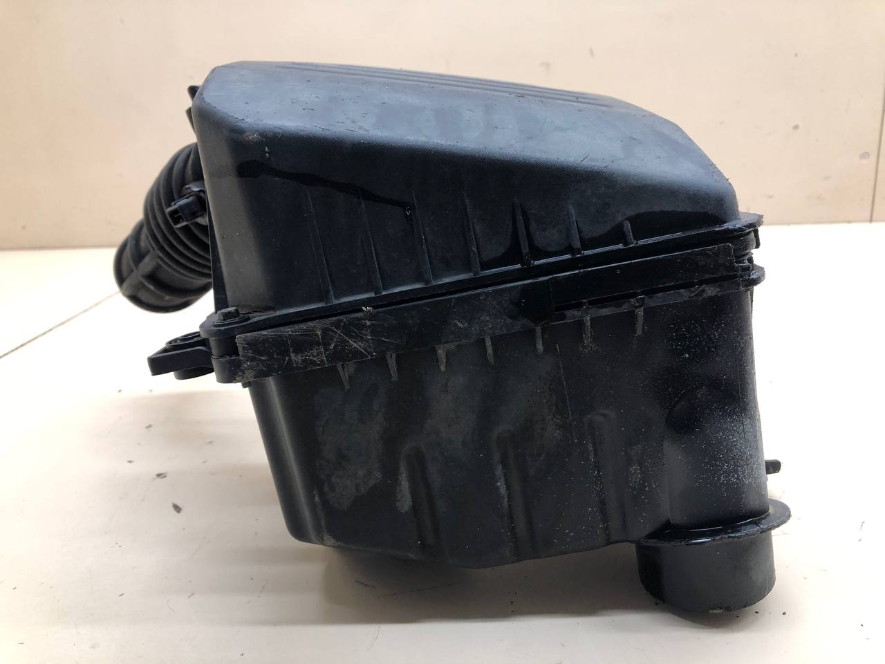 Корпус воздушного фильтра Chevrolet Aveo T250 2005-2011