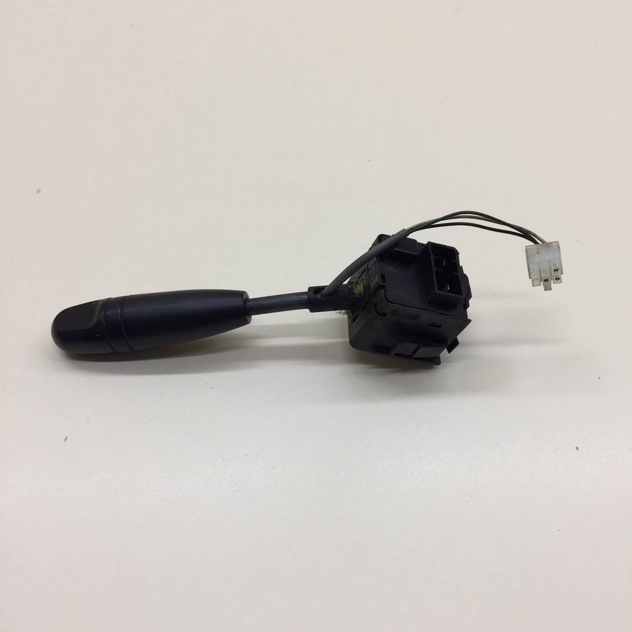 Переключатель поворотов подрулевой Chevrolet Aveo T250 2005-2011