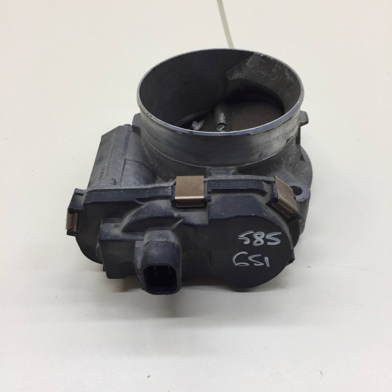 Заслонка дроссельная электрическая Cadillac Escalade 3 2006-2014