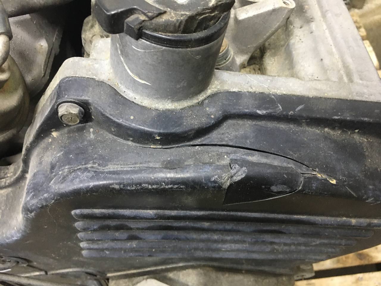 Двигатель Mitsubishi Diamante 2 (F3, F4) 1994-2005г