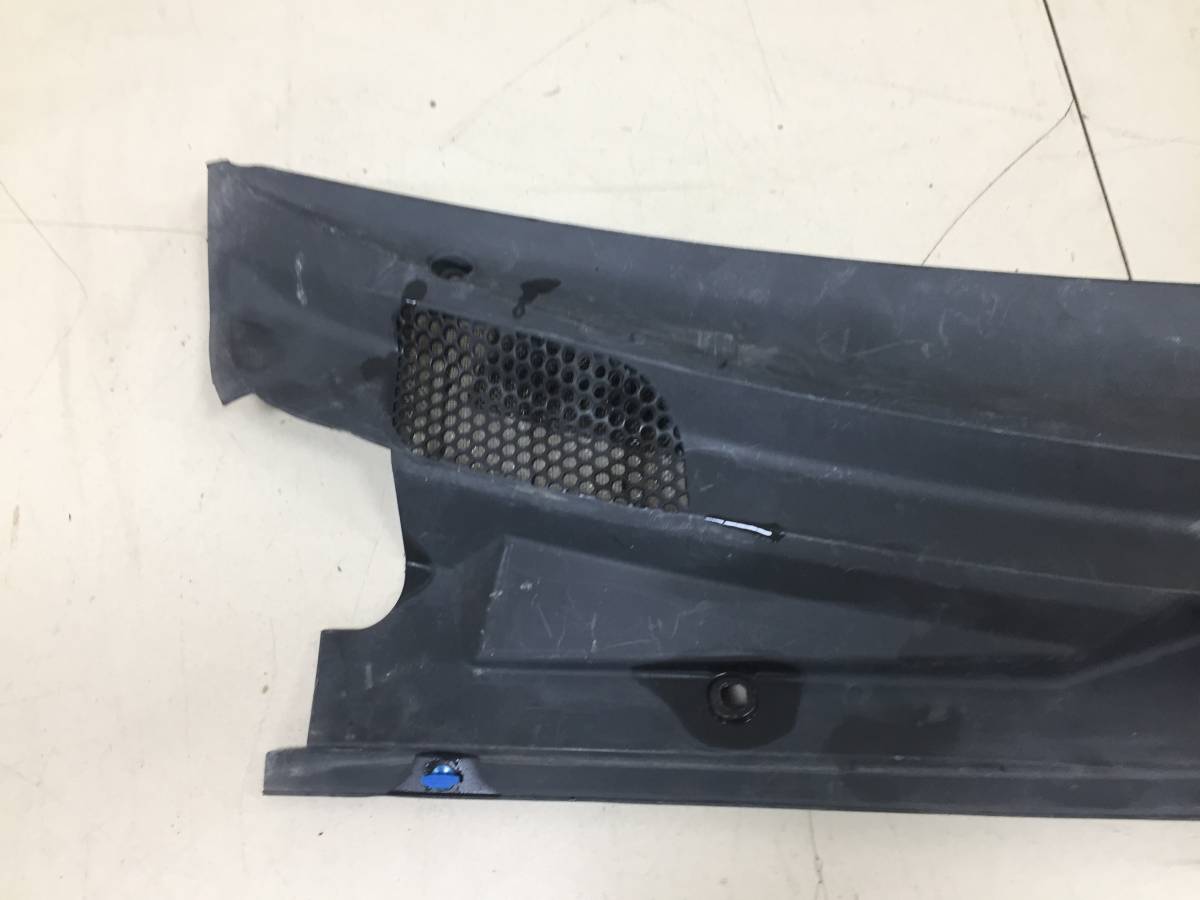 Решетка стеклооч. (планка под лобовое стекло, жабо) FAW Vita 2008>