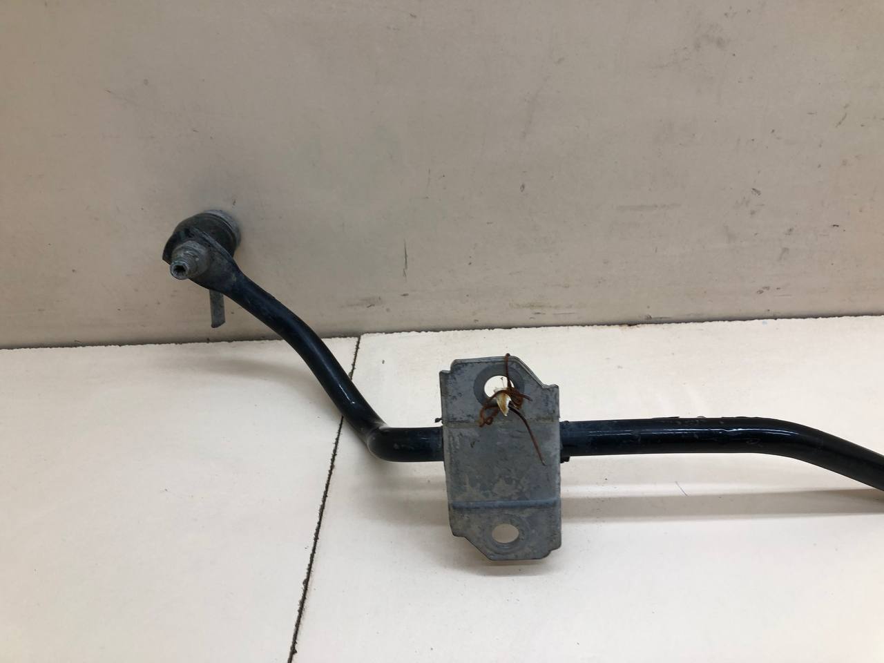 Стабилизатор задний Mercedes-Benz R-Class (W251) 2005>