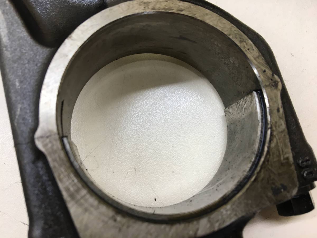 Поршень с шатуном Jaguar XE (760) 2014-2021