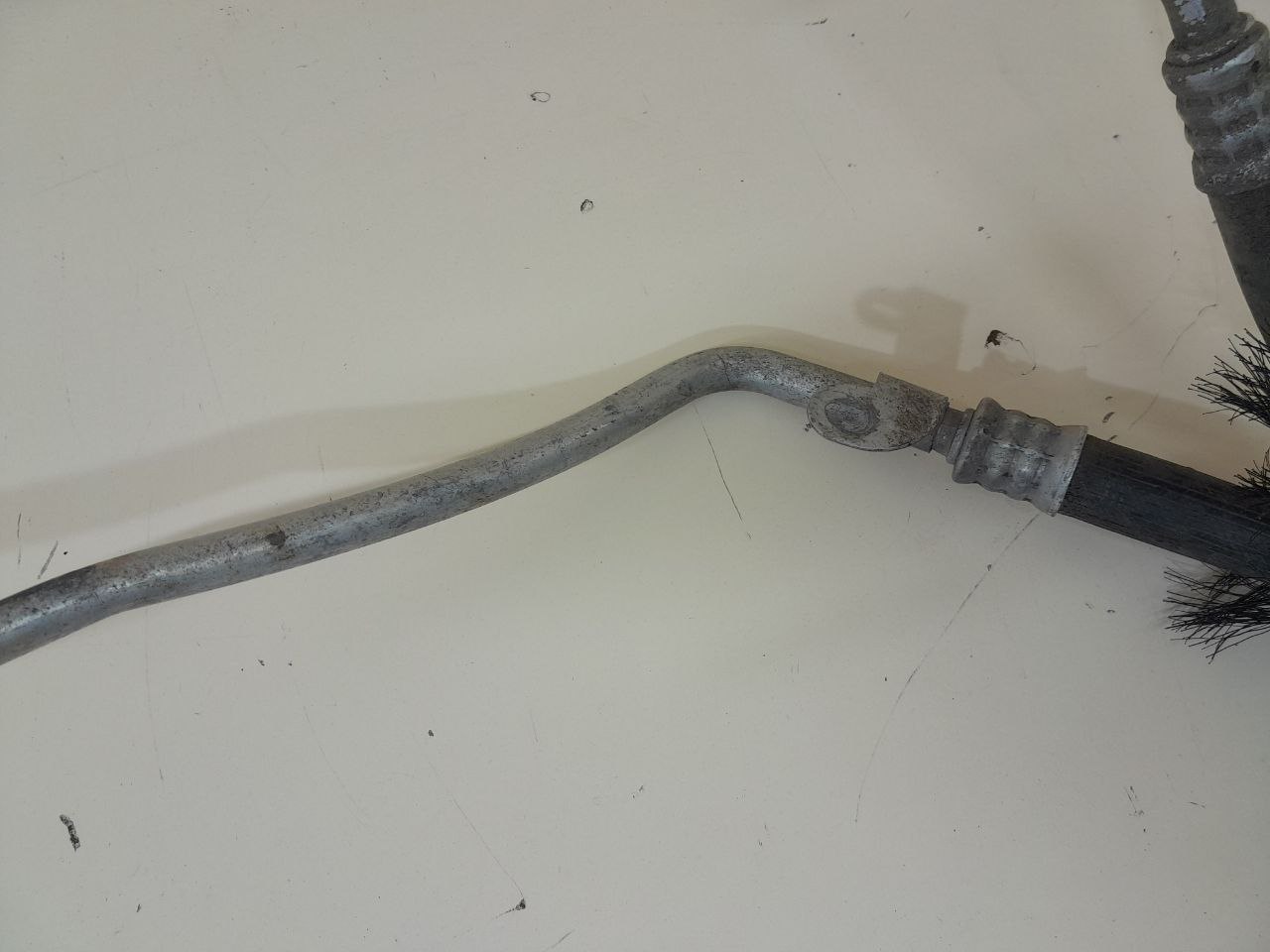 Трубка кондиционера Chevrolet TrailBlazer (GMT360) 2001-2010