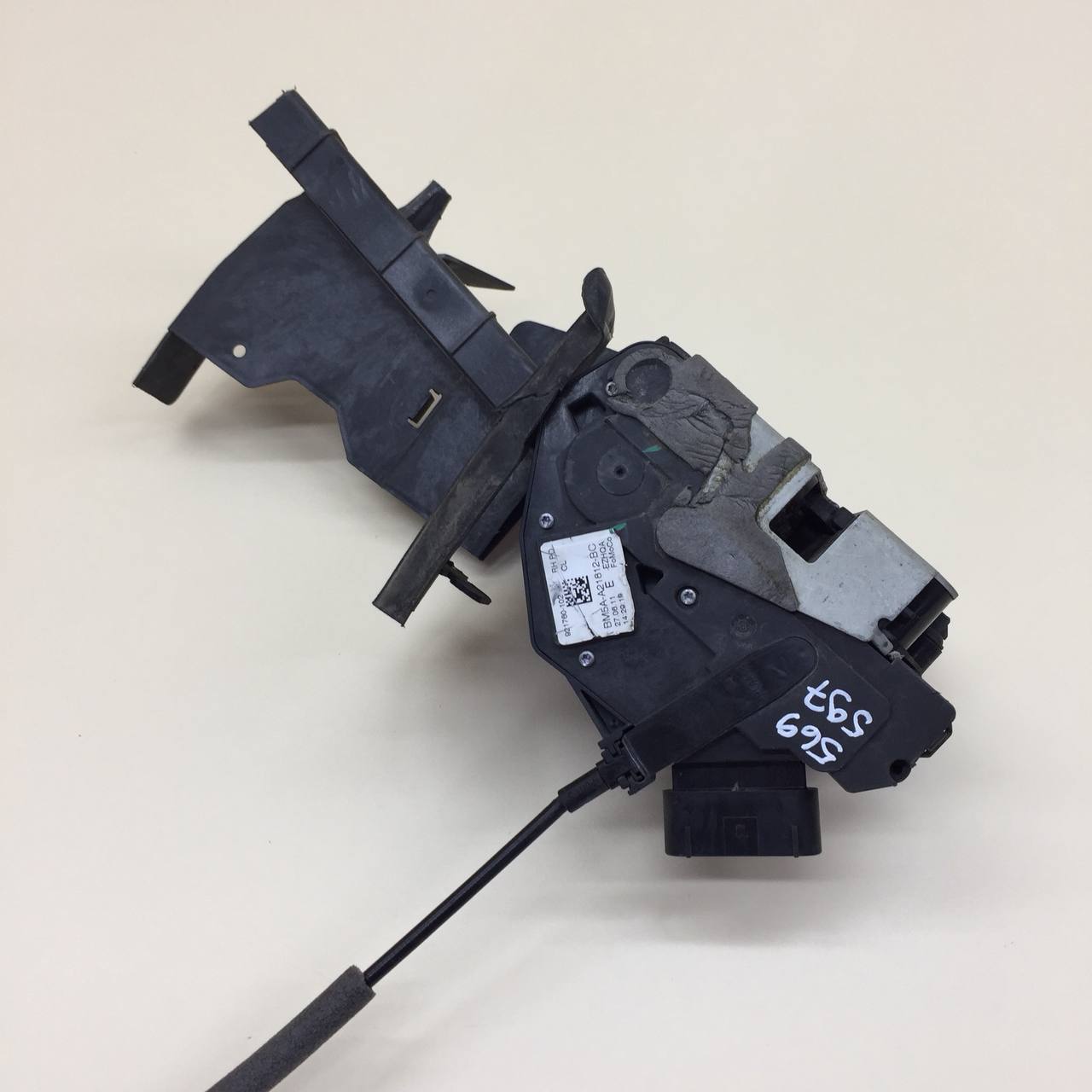 Замок двери передней правой Ford Focus 3 2011>