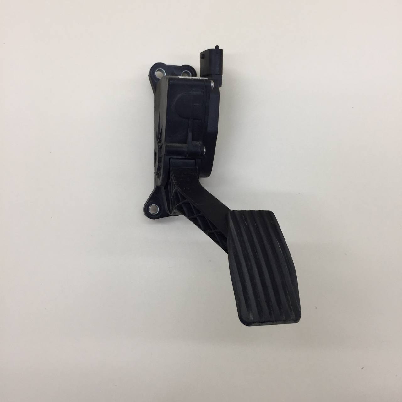 Педаль газа Chevrolet Niva 2009-2020