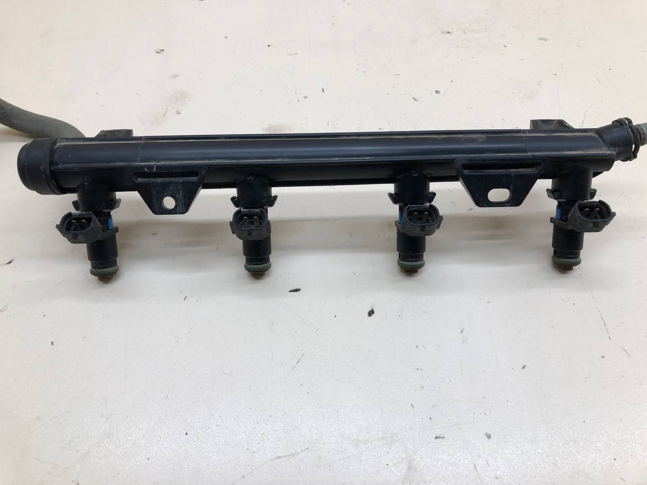 Рейка топливная (рампа) Volkswagen Polo (MK5) 2011-2020