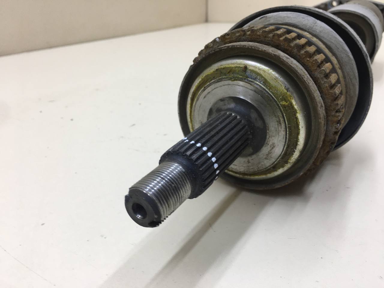 Полуось передняя левая Lada Niva 4х4 2121 1977-2021