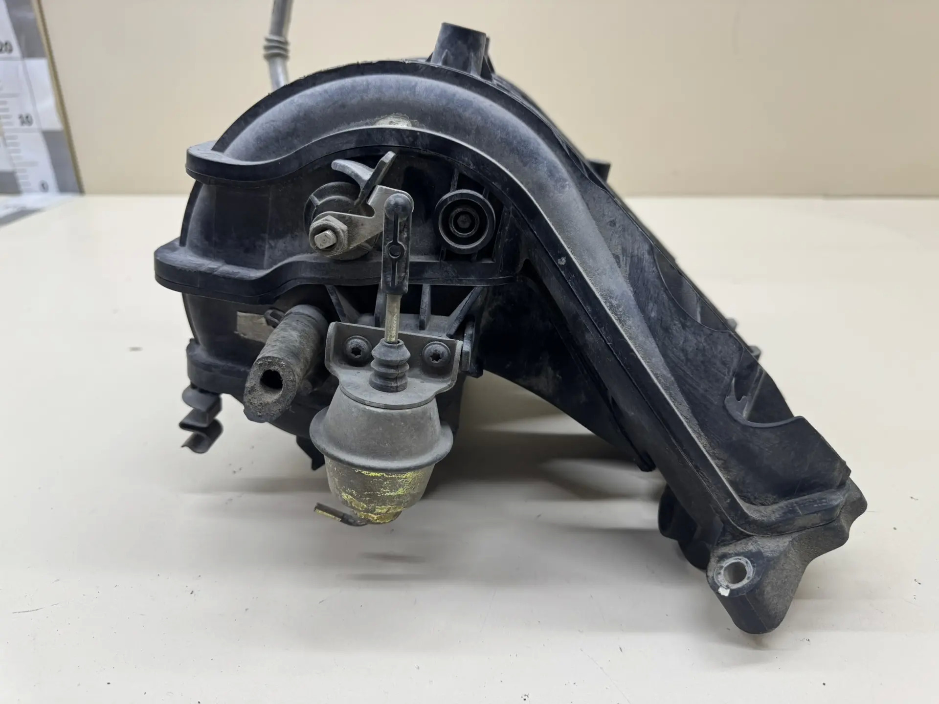 Коллектор впускной Chevrolet Aveo T200 2003-2008