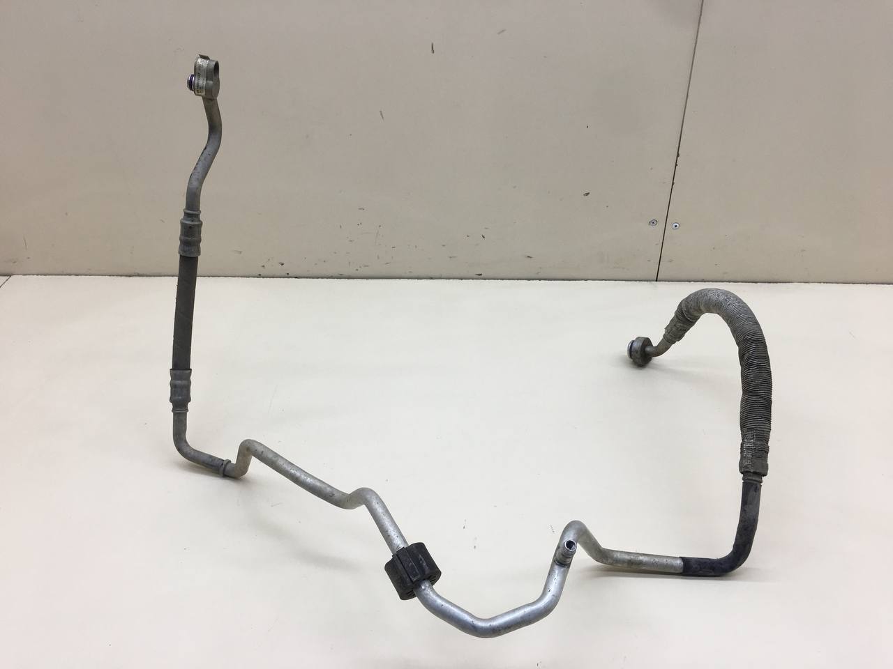 Трубка кондиционера Skoda Rapid 2012-2020