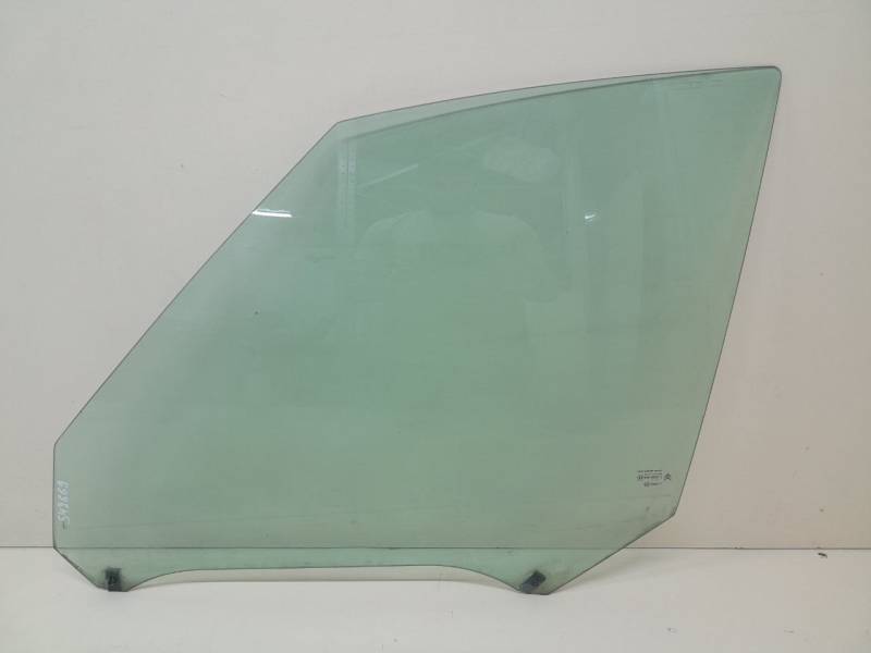 Стекло двери передней левой Citroen С4 Picasso 2006-2014