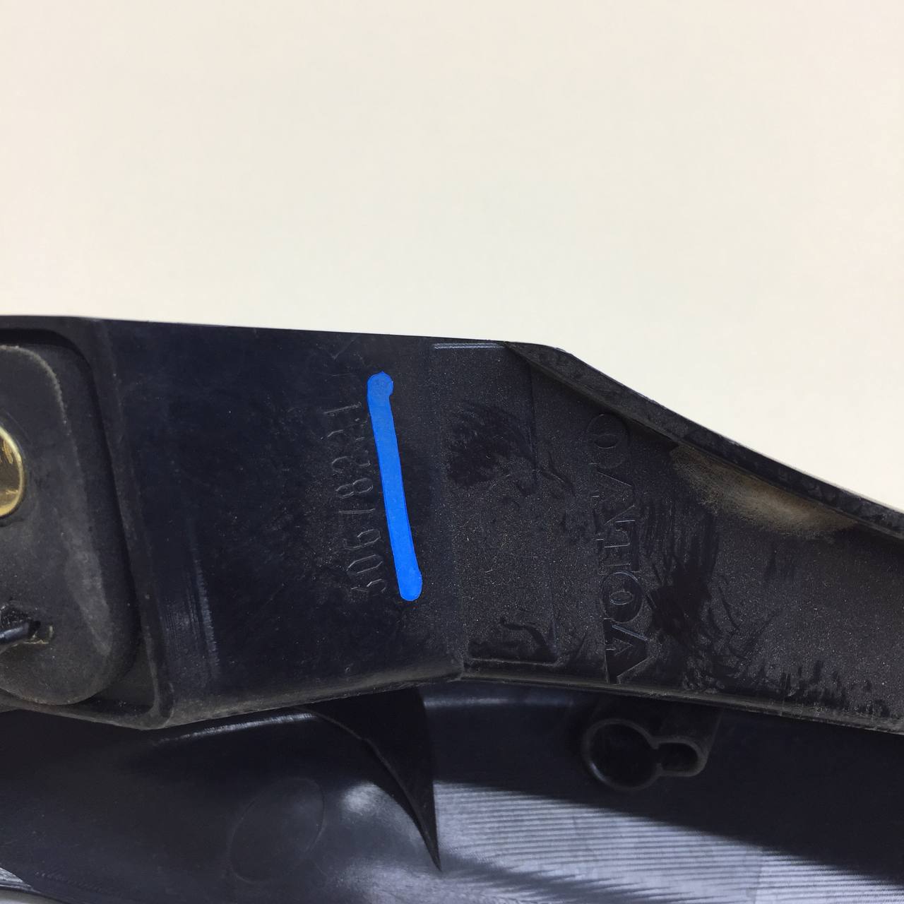 Фонарь задний правый Volvo XC90 2002-2015