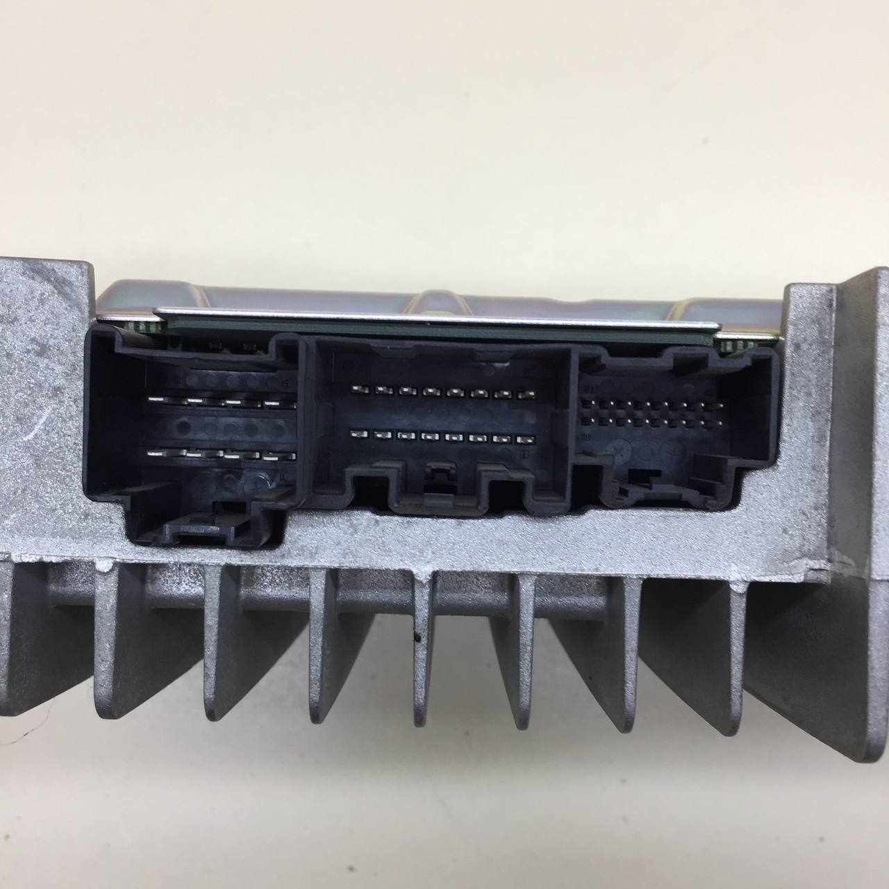 Усилитель акустической системы Cadillac Escalade 3 2006-2014