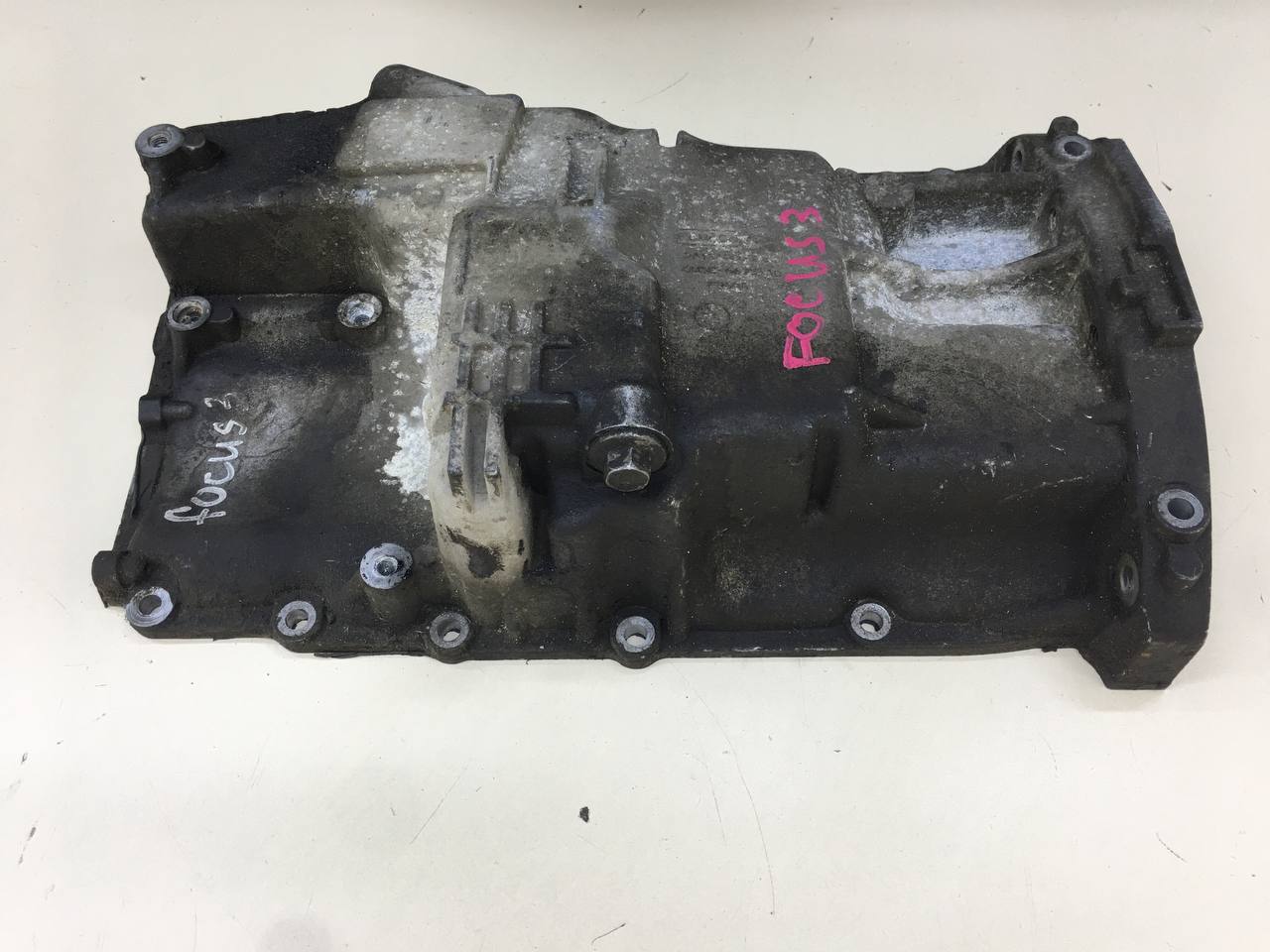 Поддон масляный двигателя Ford Focus 3 2011>