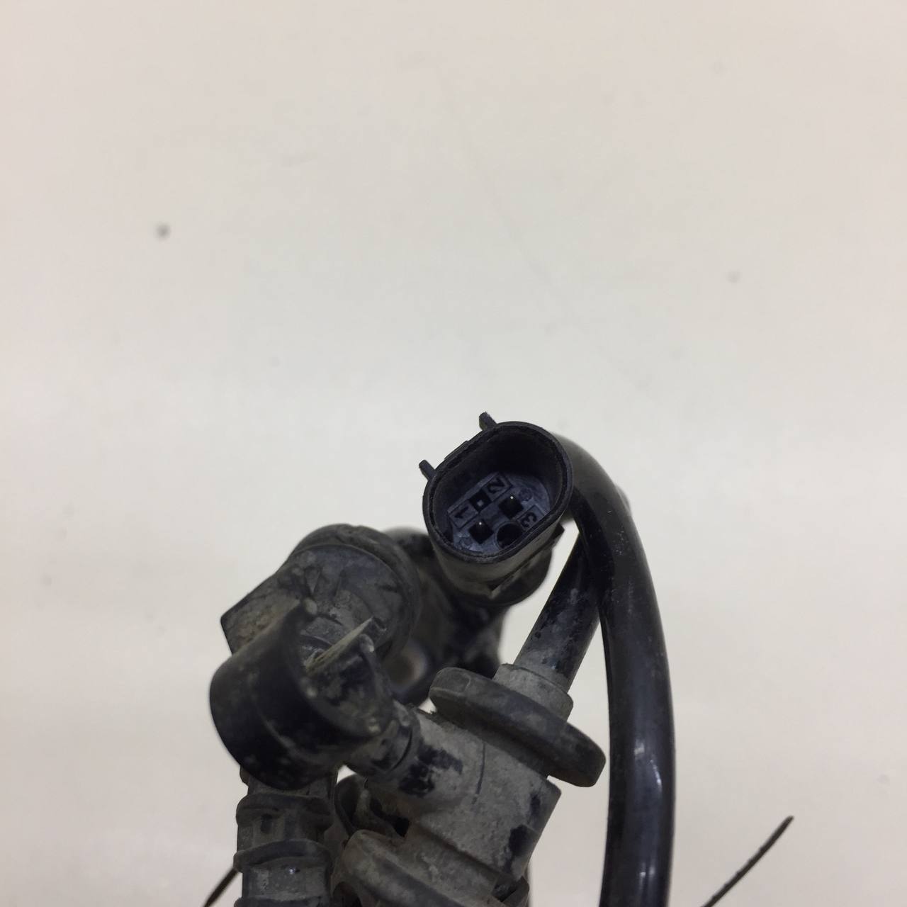 Датчик ABS задний BMW 7-Series F01,F02  2008-2015