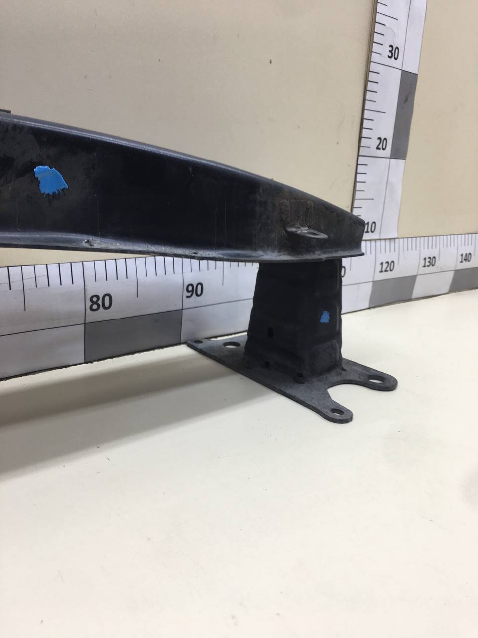 Усилитель переднего бампера Skoda Fabia (5J) 2007-2014