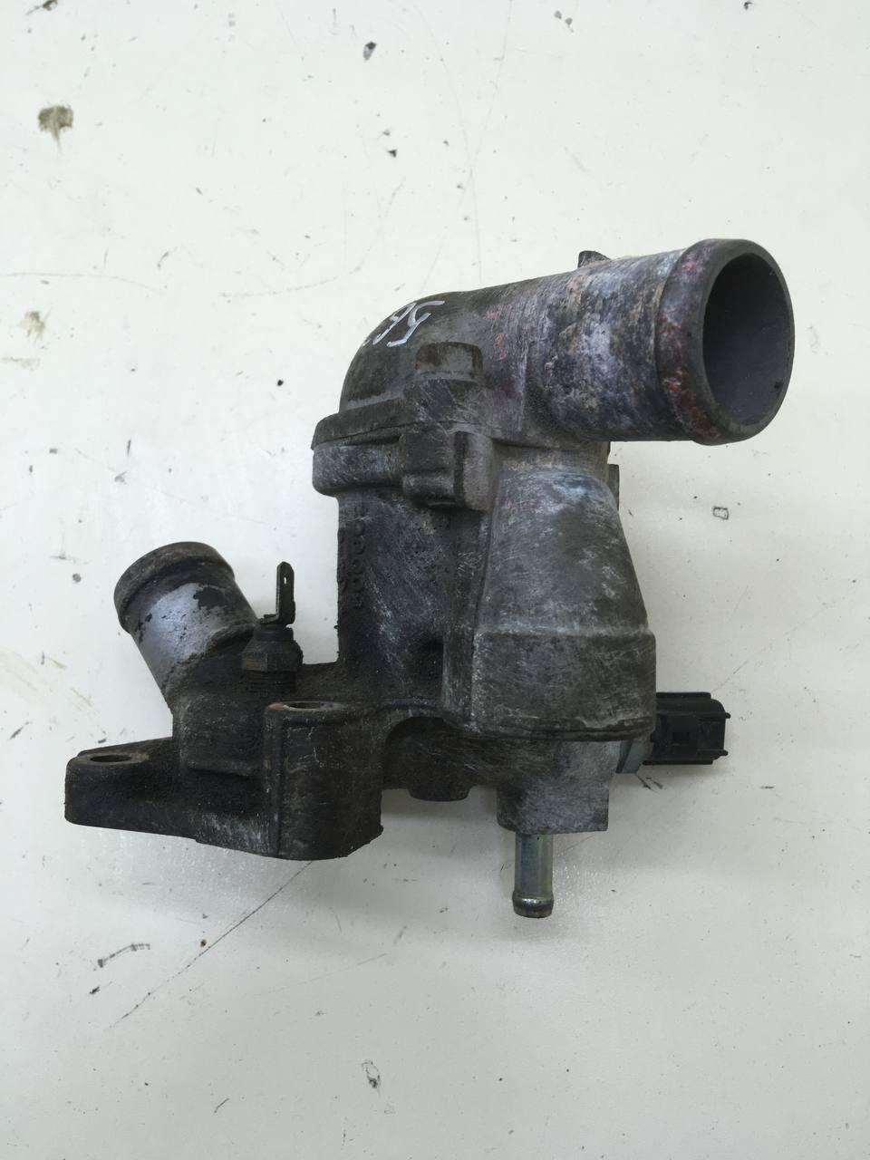 Корпус термостата Mitsubishi Lancer 9  (CS/Classic) 2000-2011