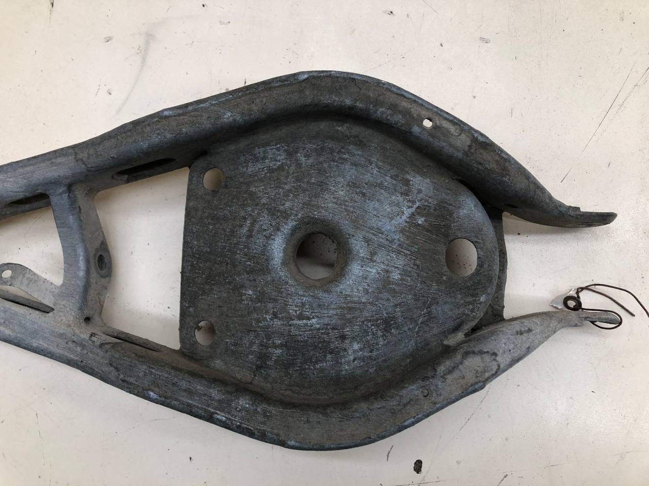 Рычаг задний поперечный BMW X3 E83 2004-2010