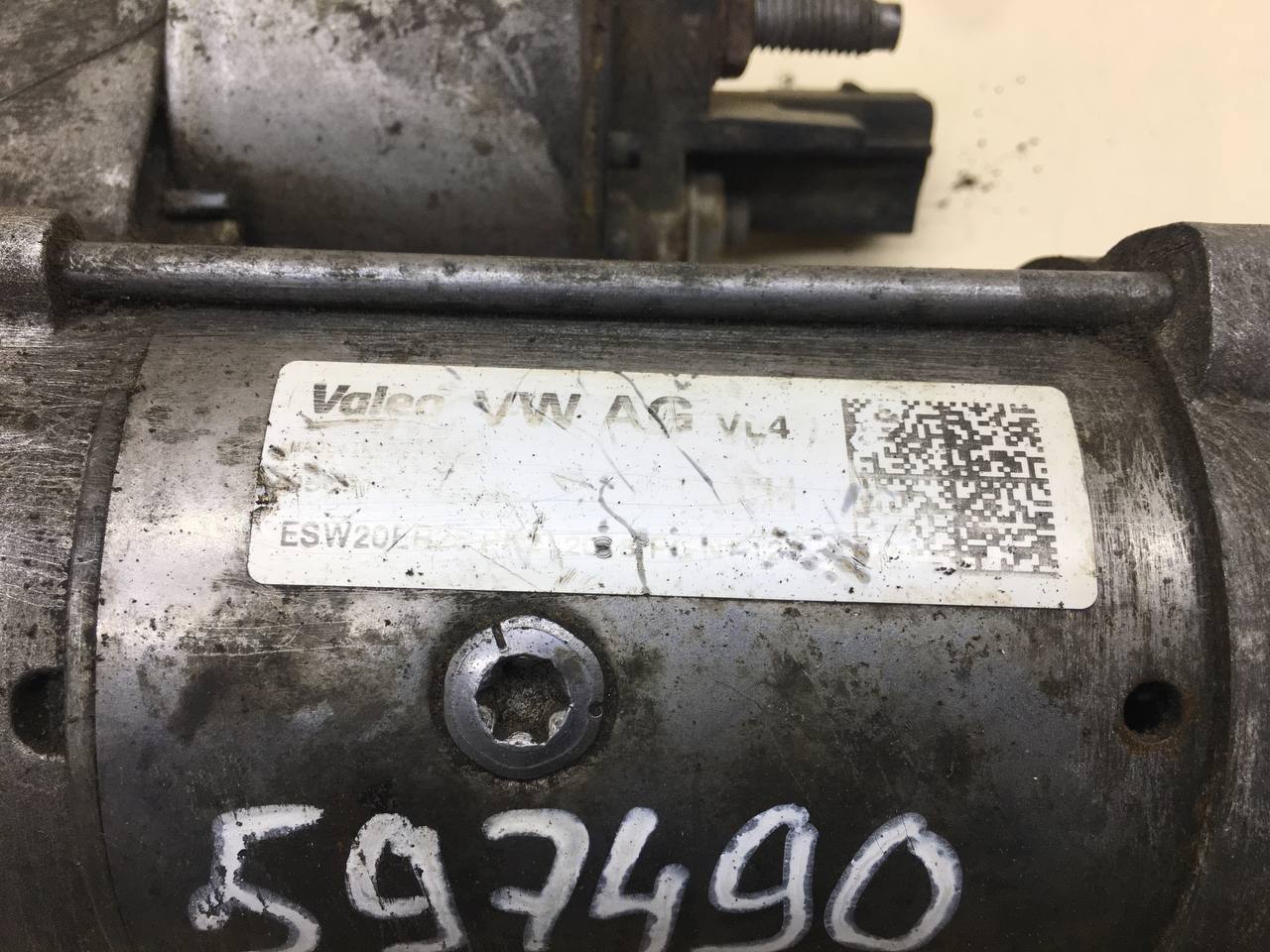 Стартер Volkswagen Passat B7 2011-2015