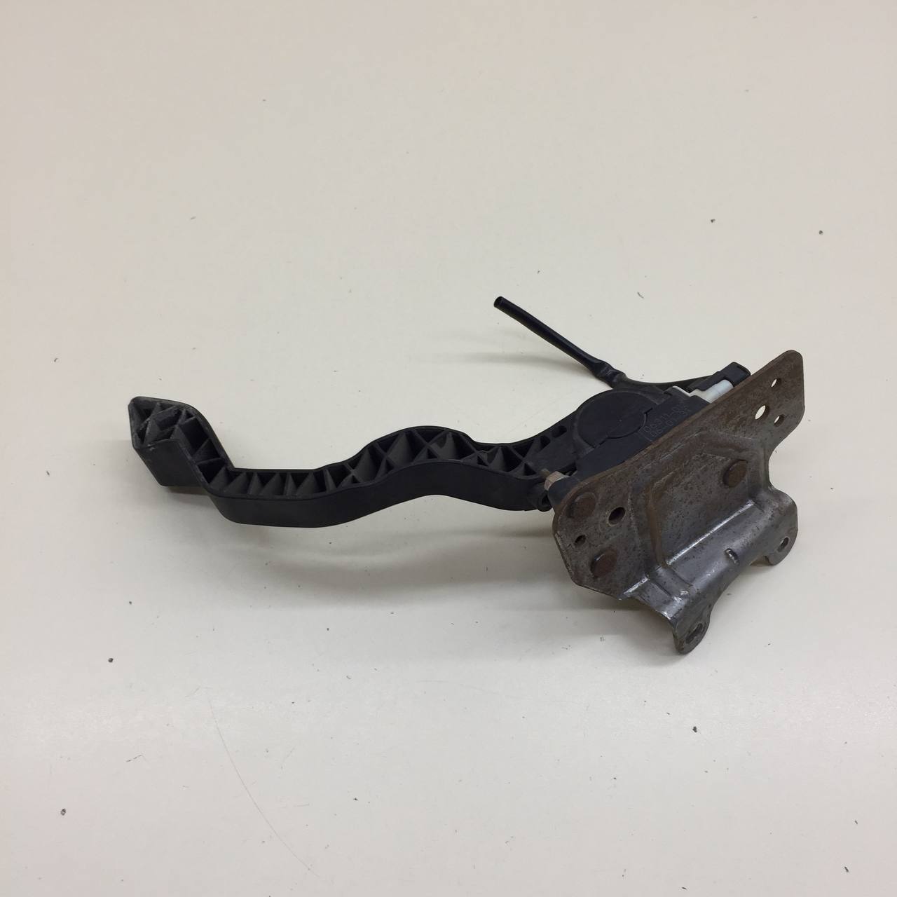 Педаль газа Peugeot 206 1998-2012