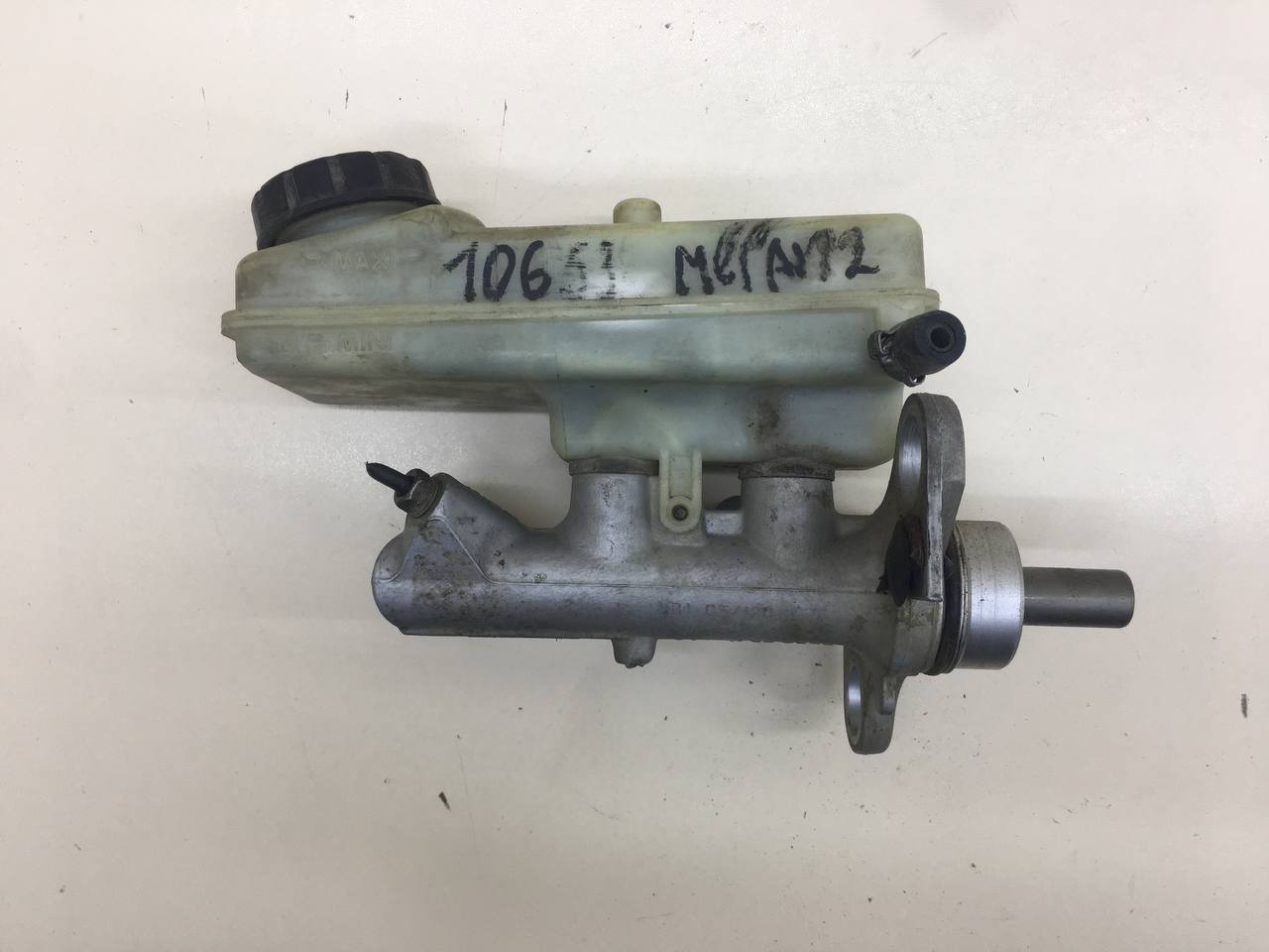 Цилиндр тормозной главный Renault Megane (2) 2002-2009