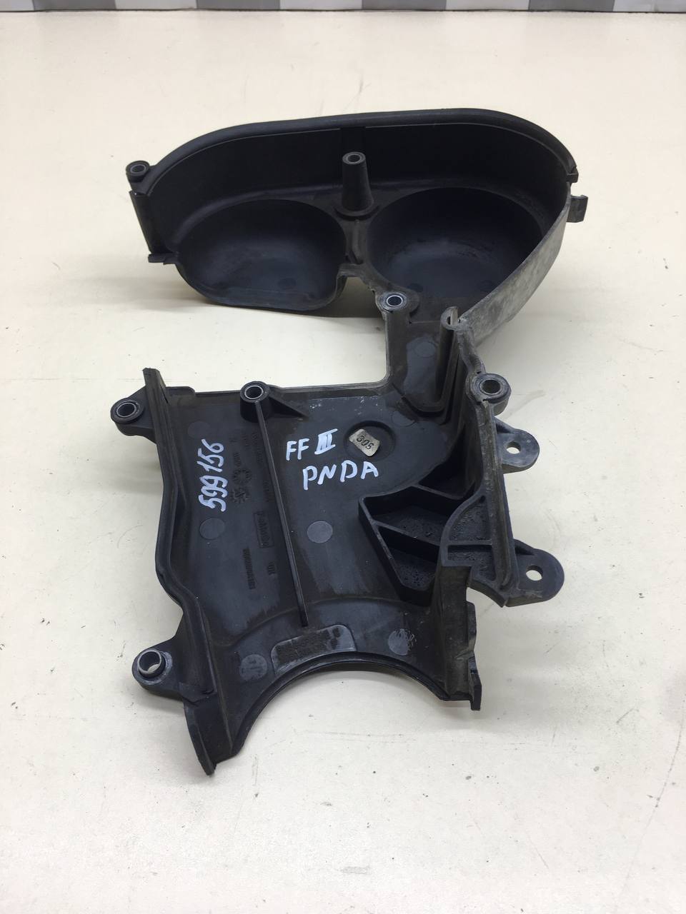 Кожух ремня ГРМ Ford Focus 3 2011>