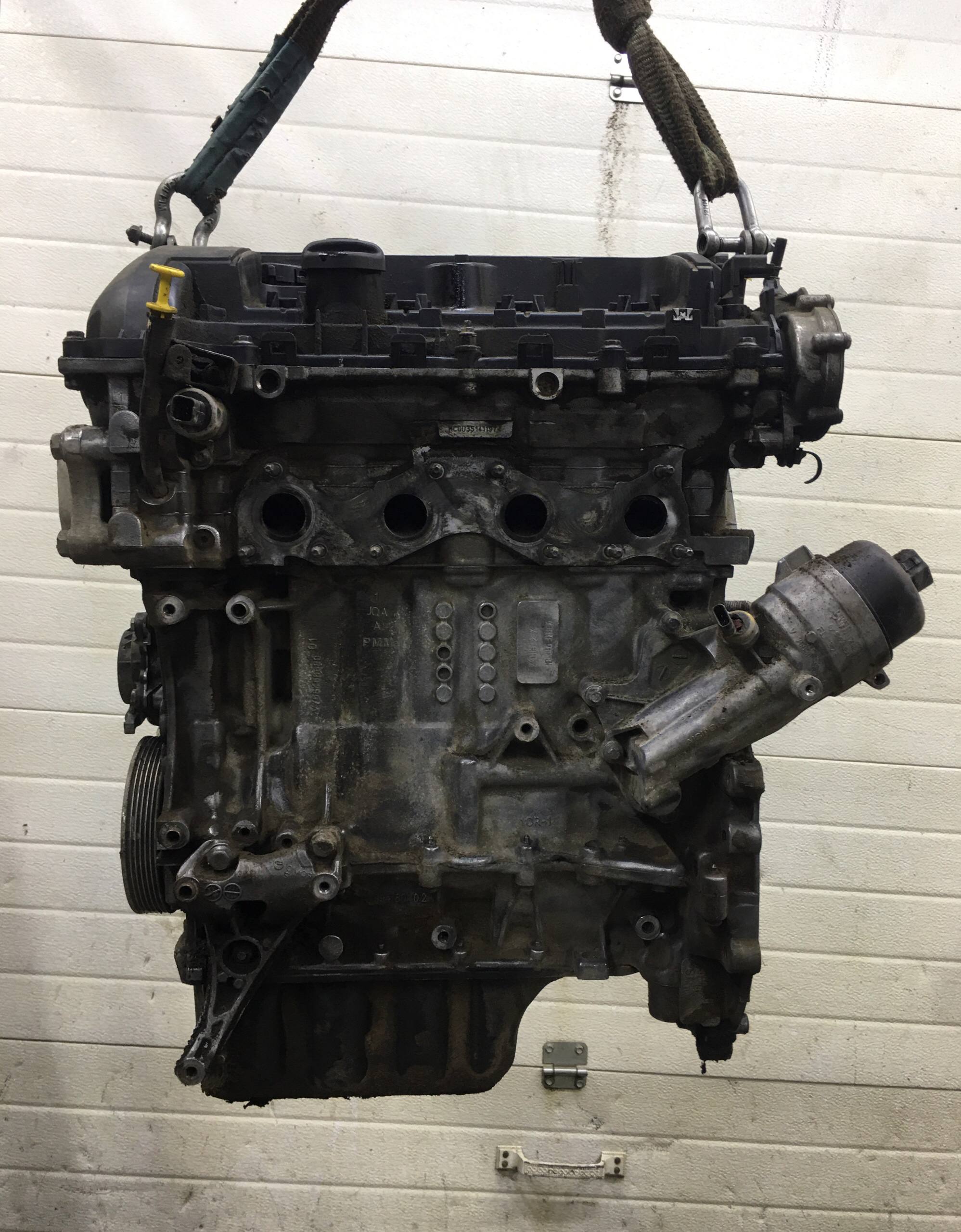 Двигатель Peugeot 208 2012>