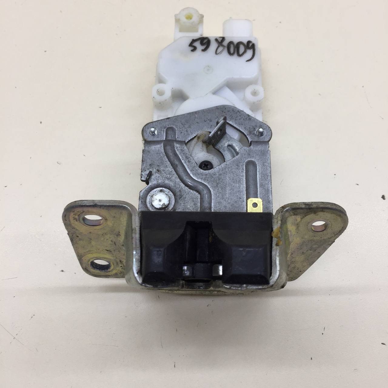 Замок багажника Mitsubishi ASX (GA) 2010>