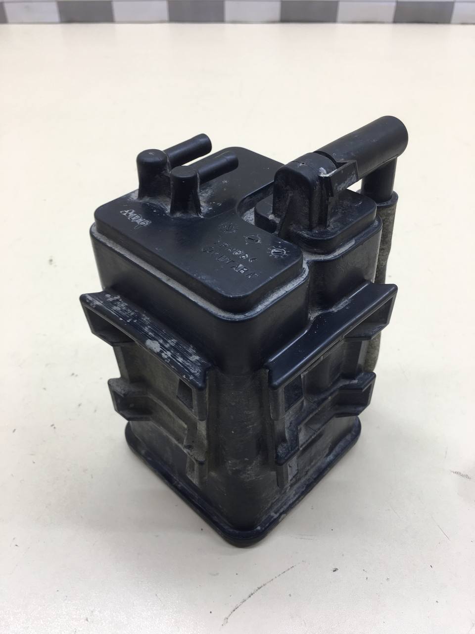 Абсорбер (фильтр угольный) Mitsubishi ASX (GA) 2010>