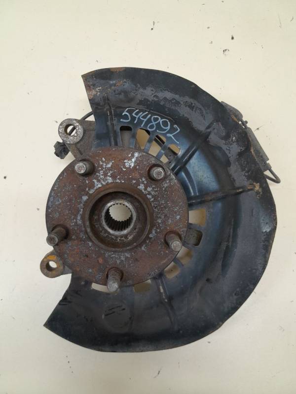 Кулак поворотный передний левый Toyota Camry (XV50) 2011-2017