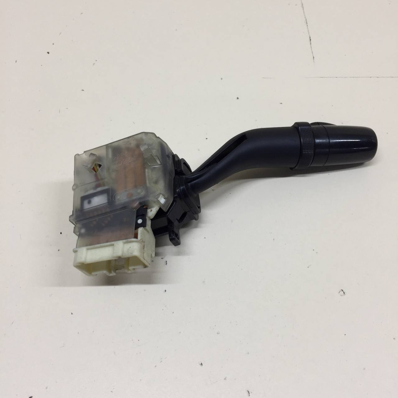 Переключатель поворотов подрулевой Mazda Mazda 6 (GG) 2002-2007