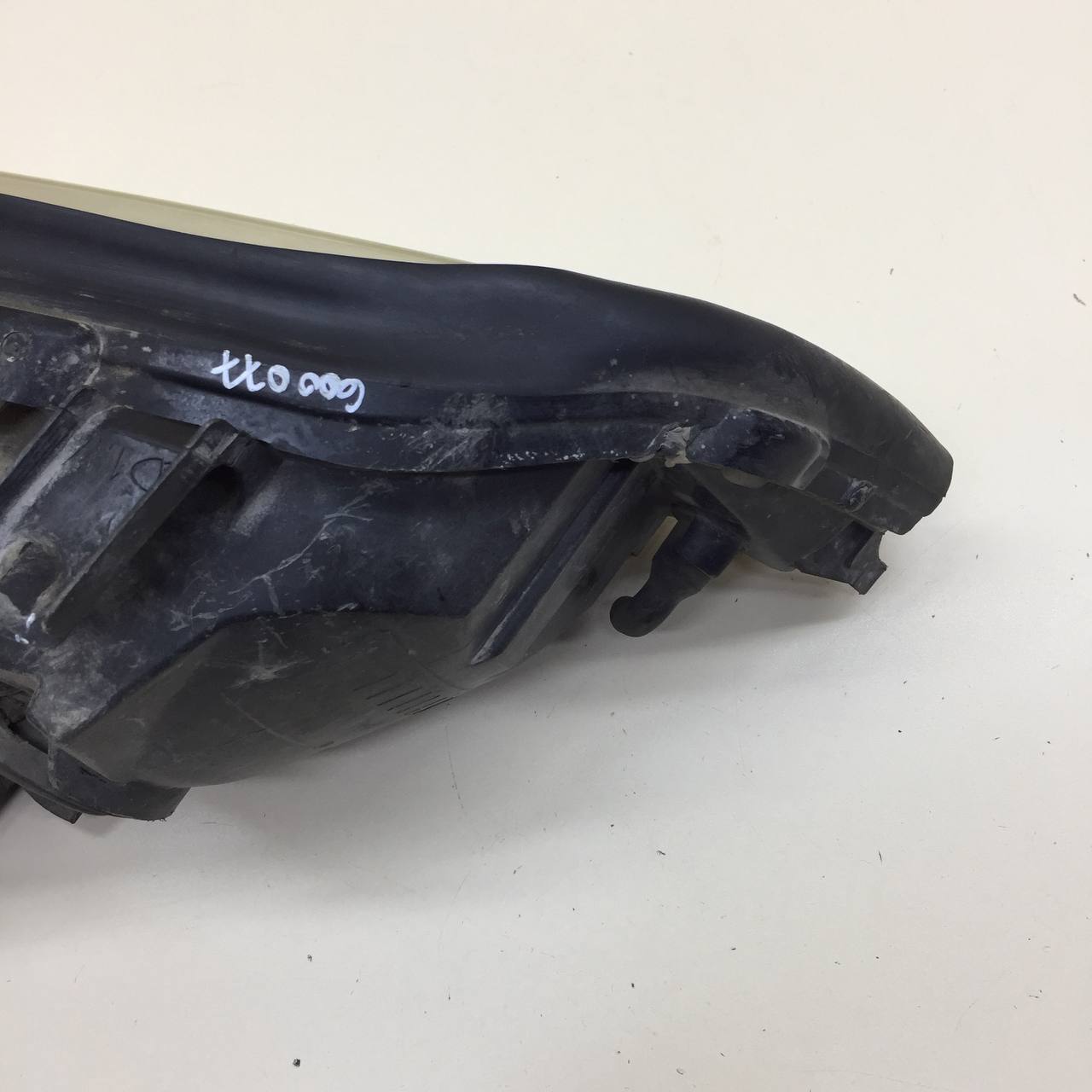 Фара левая BMW X5 E53 2000-2007