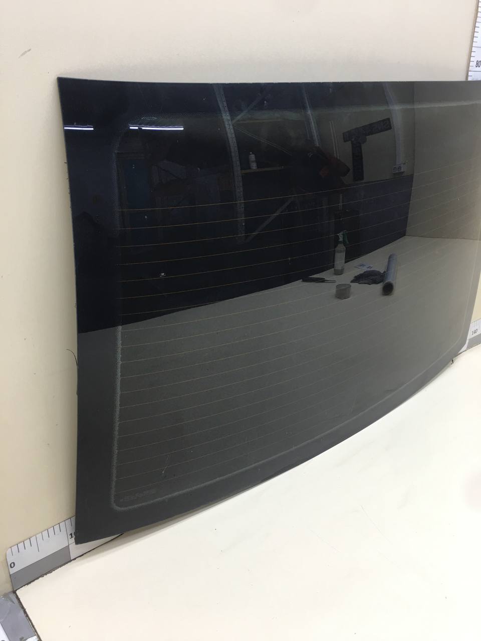 Стекло заднее Opel Vectra (C) 2002-2008