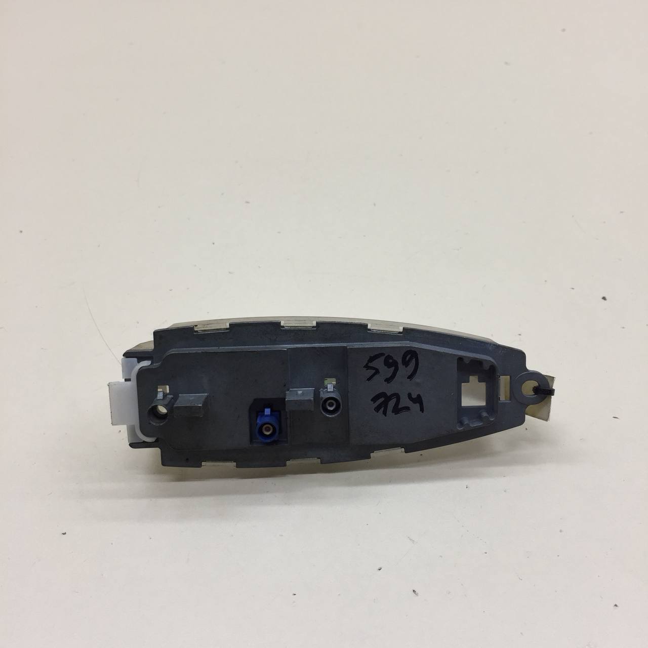 Антенна BMW 7-Series F01,F02  2008-2015