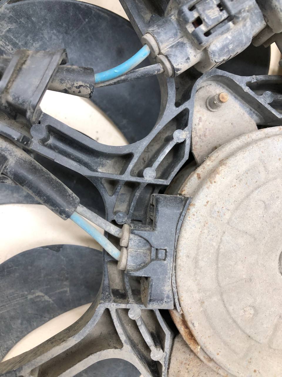 Диффузор вентилятора Infiniti M37 (Y51) 2010-2014