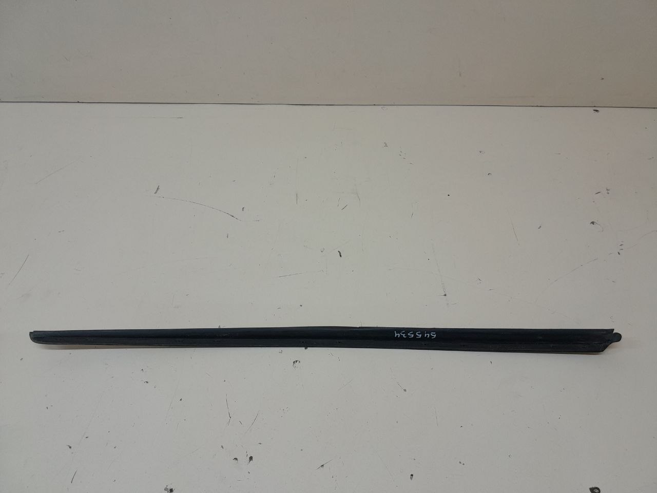 Молдинг лобового стекла Audi A6 (C7) 2011>