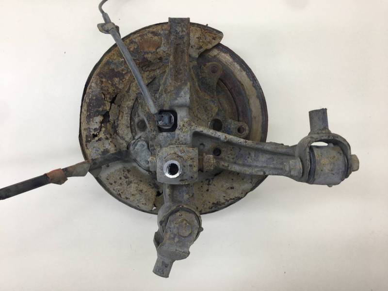 Кулак поворотный задний правый Toyota Camry (XV30) 2001-2006