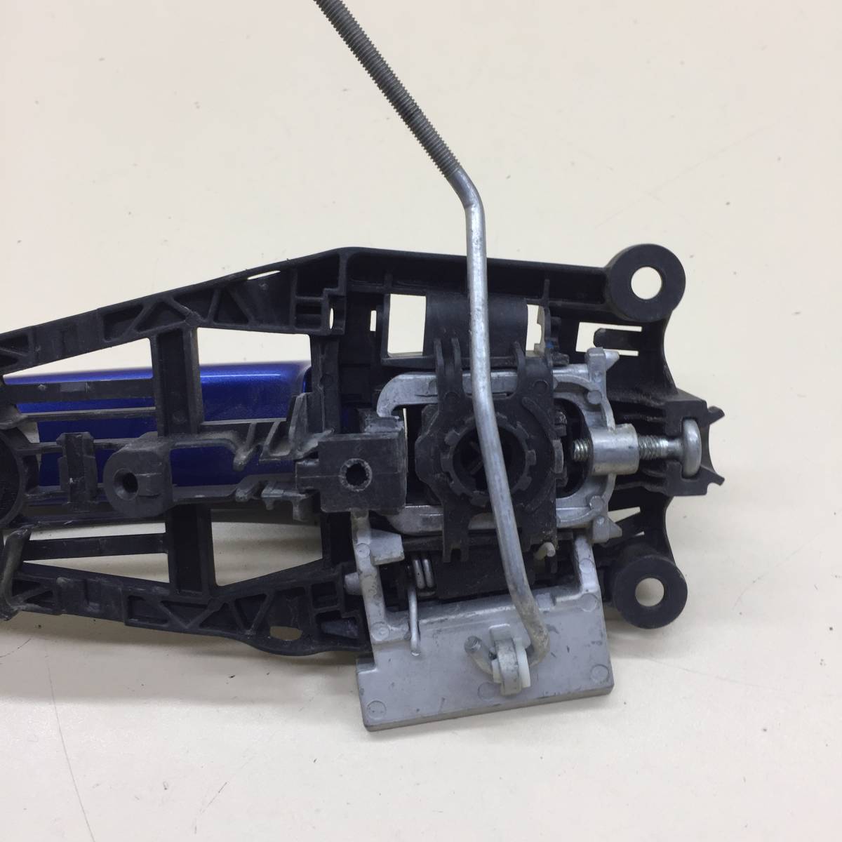 Ручка двери задней наружная левая Chevrolet Aveo T300 2011>