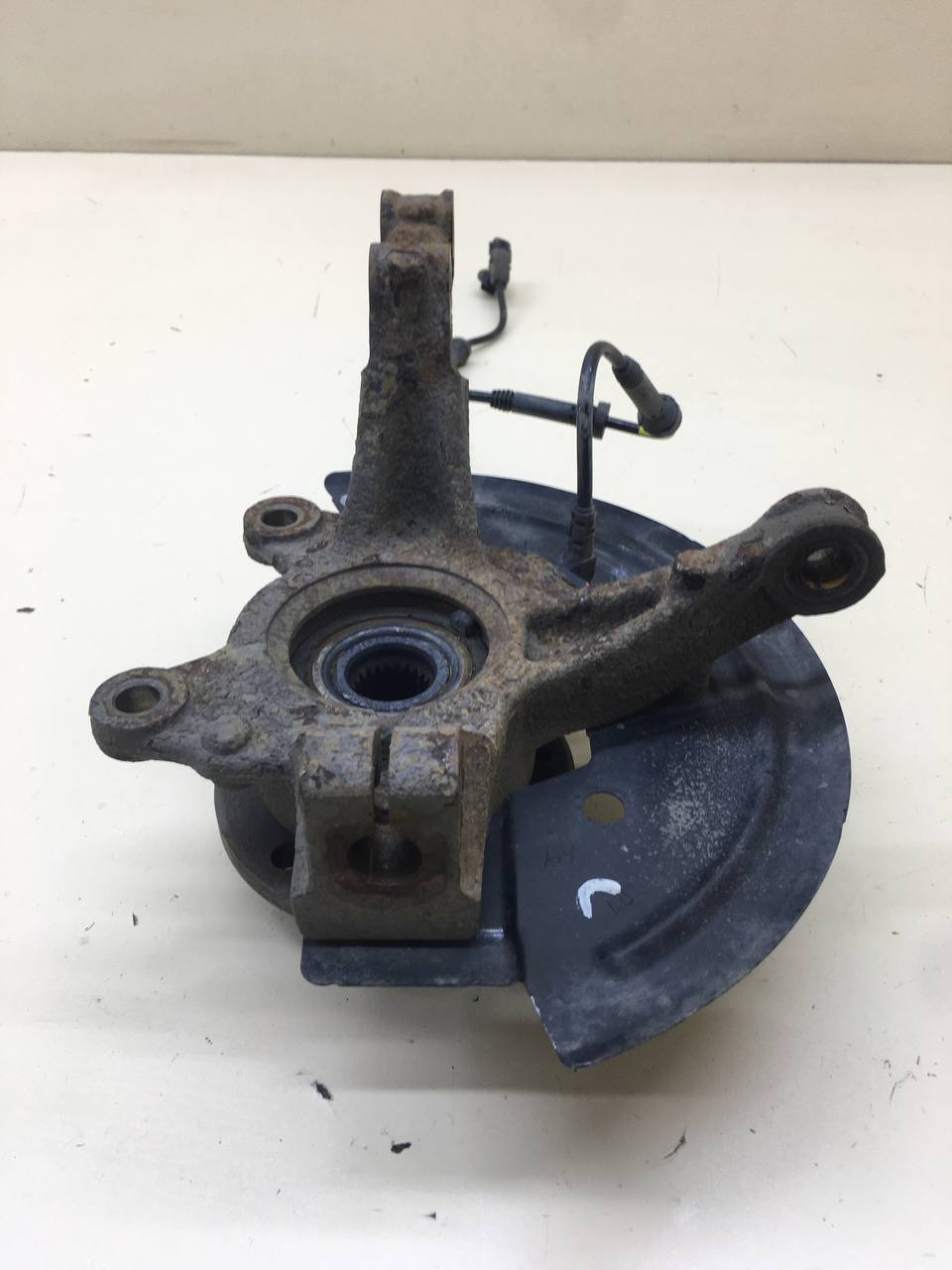 Кулак поворотный передний правый Lada X-RAY 2016>