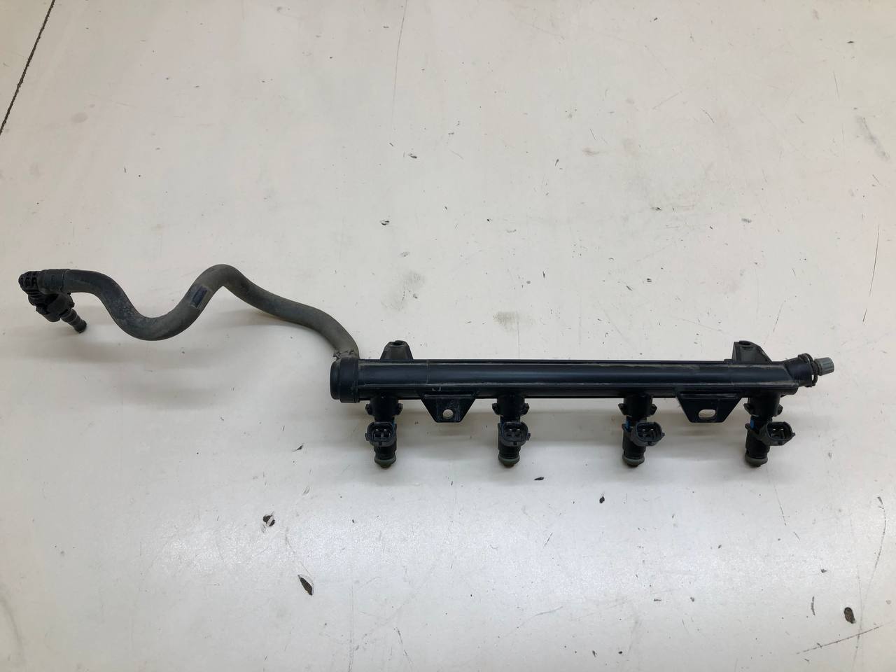 Рейка топливная (рампа) Volkswagen Polo (MK5) 2011-2020