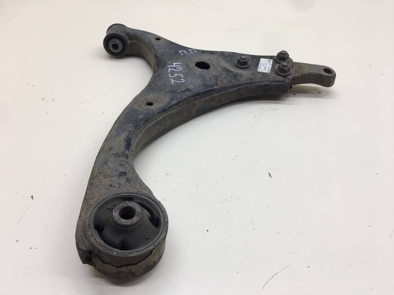 Рычаг передний правый Kia Cerato (TD) 2009-2013