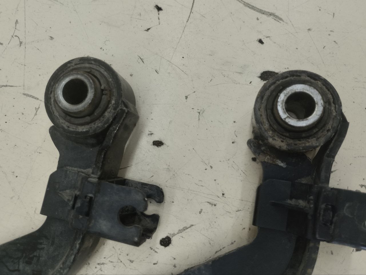 Рычаг задний верхний Volkswagen Golf 6 (5K) 2009-2013