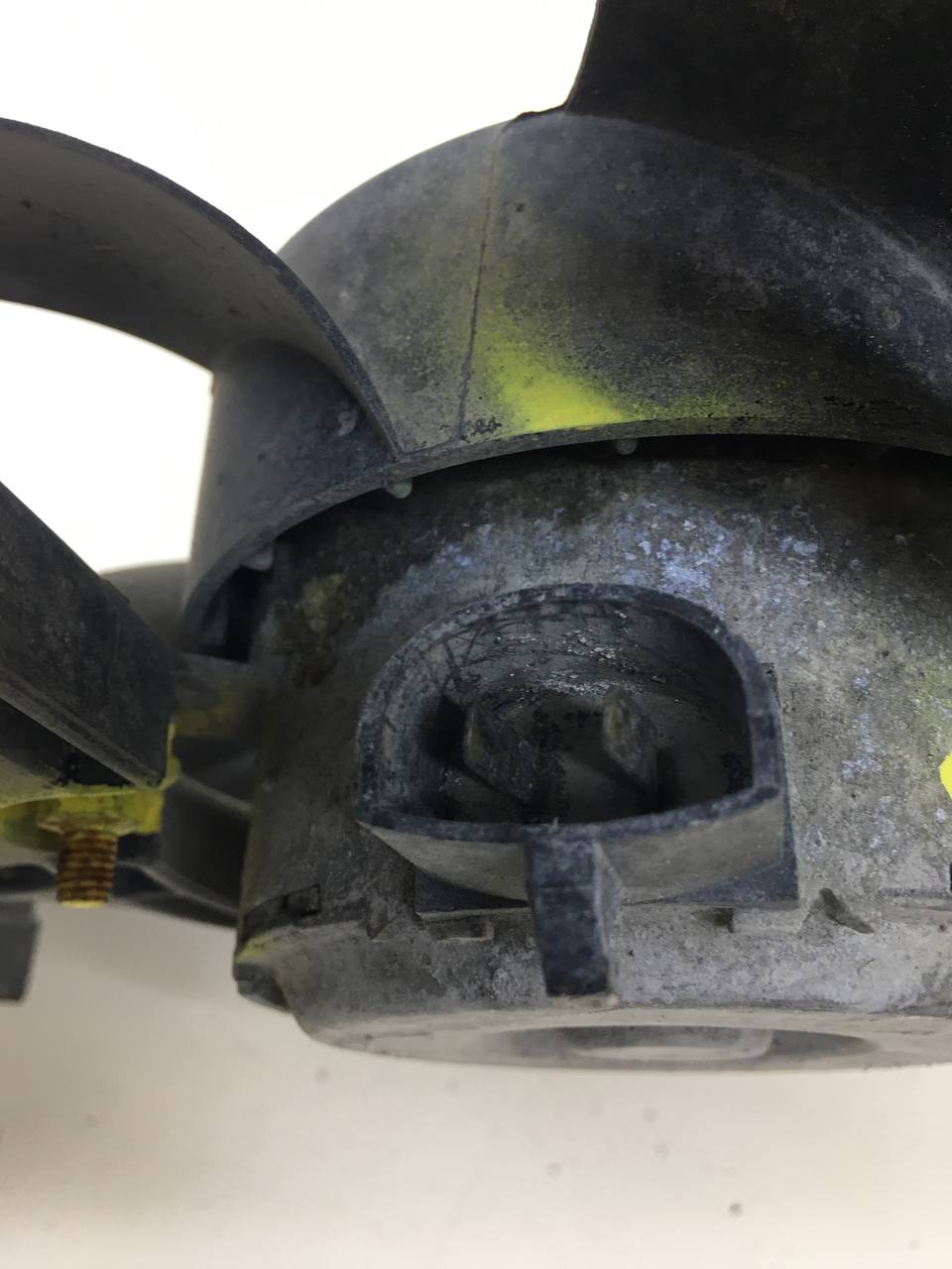 Диффузор вентилятора Opel Vectra (C) 2002-2008