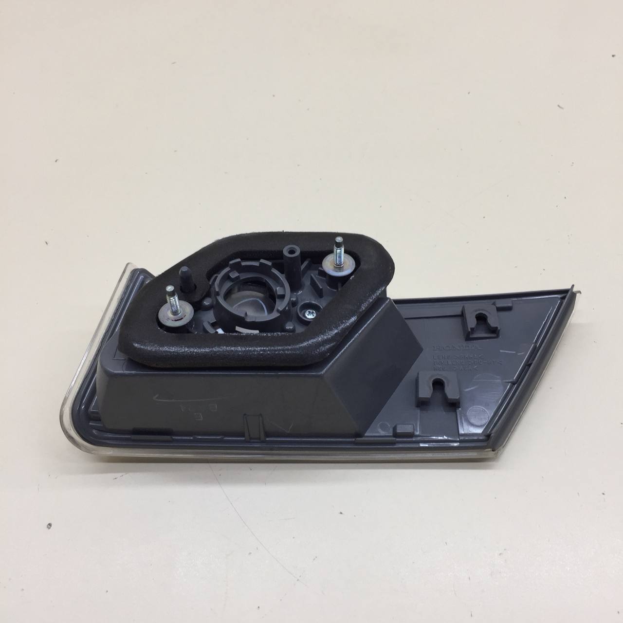 Фонарь задний внутренний левый Honda Civic 4D 2012>