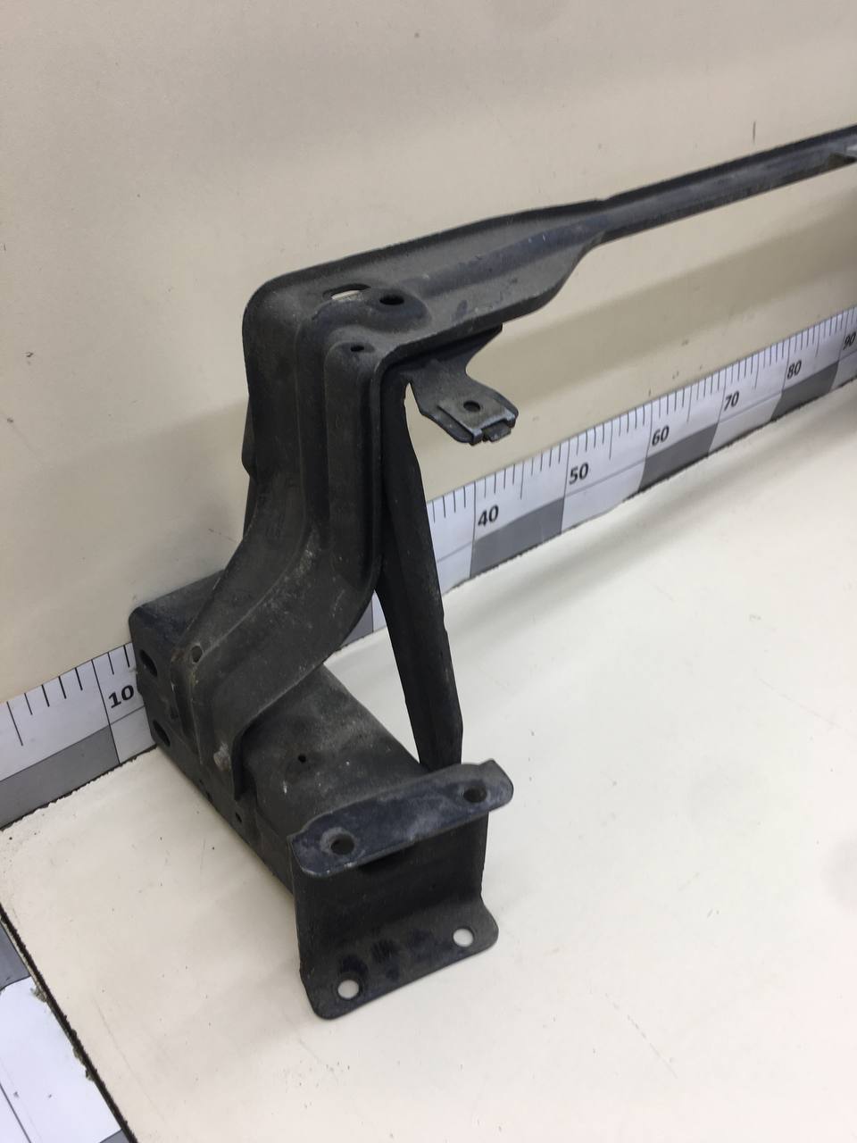 Балка подрадиаторная Mercedes-Benz S-Class (W221) 2005-2013