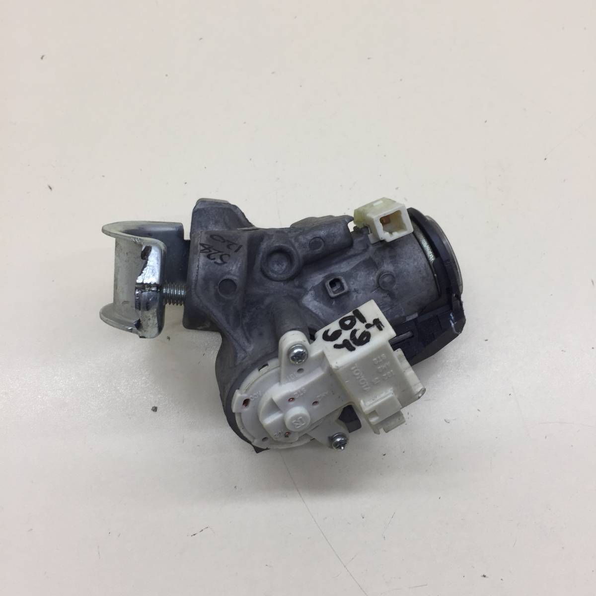 Замок зажигания Toyota Auris (E150) 2006-2012